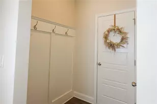 573 Auburn Crossing Dr, Auburn, GA 30011 - Photo 11
