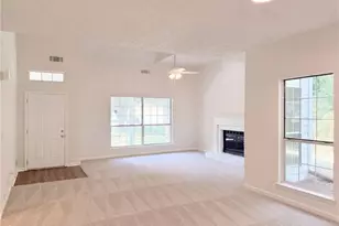 901 Lauren Kay Ct, Lawrenceville, GA 30046 - Photo 3