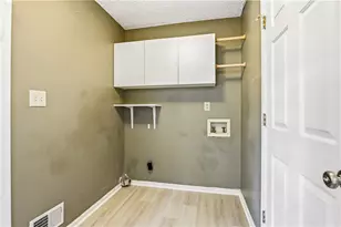 2696 S Arbor Dr, Marietta, GA 30066 - Photo 35