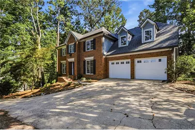 2696 S Arbor Drive, Marietta, GA 30066 - Photo 3