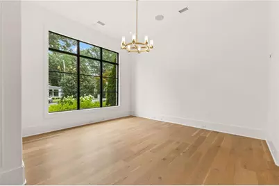 4550 Jolyn Place, Sandy Springs, GA 30342 - Photo 9