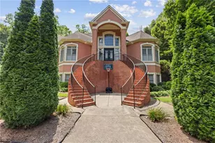 4680 Hamden Forest Dr SW, Atlanta, GA 30331 - Photo 9