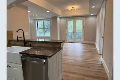 2255 Peachtree Road NE #322, Atlanta, GA 30309 - Photo 9