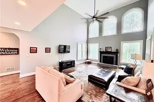 8350 Jacobs Ridge Ln, Cumming, GA 30028 - Photo 17