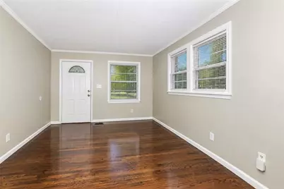 225 Glenrose Circle SW, Atlanta, GA 30354 - Photo 3