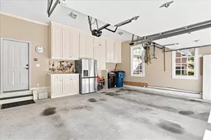 1085 Ambrose Ave, Alpharetta, GA 30022 - Photo 97