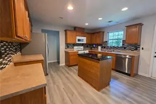 3983 Roxberry Hill Ln, Buford, GA 30518 - Photo 13