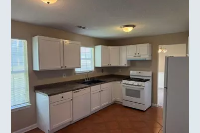 878 Asbury Trail, Lithonia, GA 30058 - Photo 5