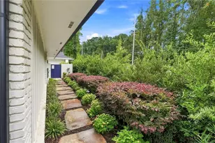 3125 Wood Valley Rd NW, Atlanta, GA 30327 - Photo 37
