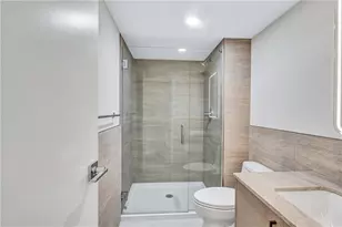 2460 Peachtree Rd, Atlanta, GA 30305 - Photo 23