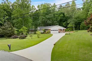 4670 Windsor Dr SW, Smyrna, GA 30082 - Photo 41