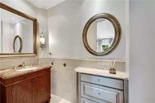 9190 Huntcliff Trce, Sandy Springs, GA 30350 - Photo 25