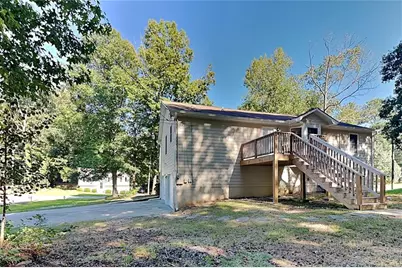 748 Dillon Drive, Douglasville, GA 30134 - Photo 17