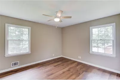 4461 S Roberts Drive, Sugar Hill, GA 30518 - Photo 17