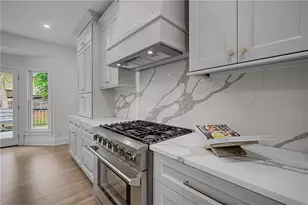 2352 Brittany Ln, Marietta, GA 30062 - Photo 19