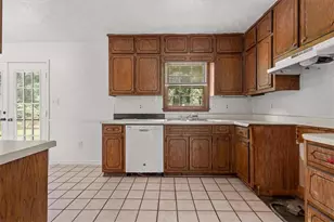 160 Derby Country Dr, Ellenwood, GA 30294 - Photo 19