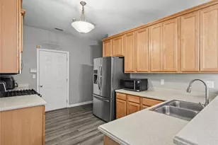 3406 Double Eagle Dr, Marietta, GA 30008 - Photo 9