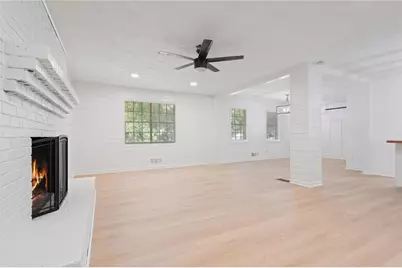920 Kings Court, Woodstock, GA 30189 - Photo 9