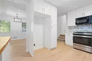 920 Kings Ct, Woodstock, GA 30189 - Photo 17