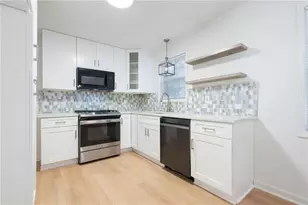920 Kings Ct, Woodstock, GA 30189 - Photo 13