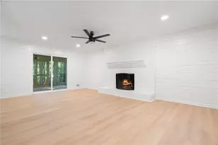 920 Kings Ct, Woodstock, GA 30189 - Photo 7