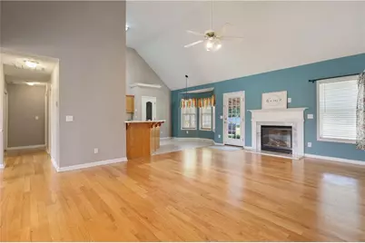 200 Chatfield Way, Locust Grove, GA 30248 - Photo 5