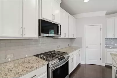 6428 Brookside Boulevard SE, Mableton, GA 30126 - Photo 9