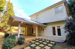 11450 Findley Chase Ct, Johns Creek, GA 30097 - Photo 13