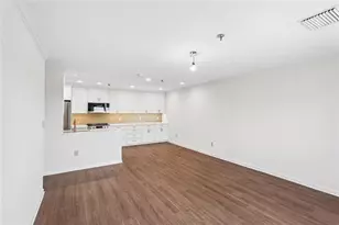 300 Johnson Ferry Road NE, Sandy Springs, GA 30328 - Photo 7