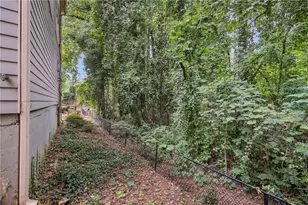 1889 Shoal Creek Blvd, Decatur, GA 30032 - Photo 21