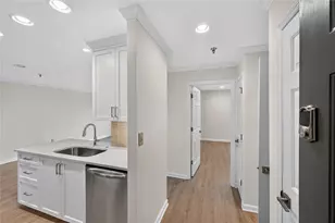300 Johnson Ferry Road NE, Sandy Springs, GA 30328 - Photo 5