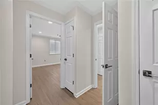 300 Johnson Ferry Road NE, Sandy Springs, GA 30328 - Photo 11