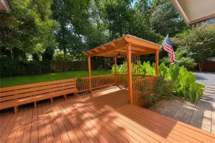 210 Pinehill Ln, Woodstock, GA 30188 - Photo 35