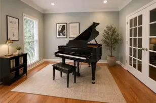 210 Pinehill Ln, Woodstock, GA 30188 - Photo 5