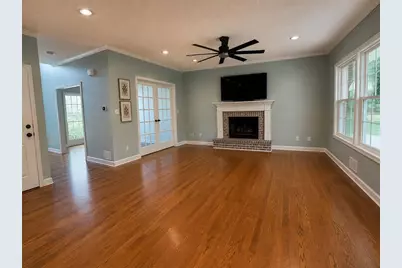 210 Pinehill Lane, Woodstock, GA 30188 - Photo 9