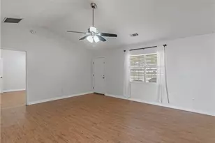 108 Greenleaf Dr, Hampton, GA 30228 - Photo 3