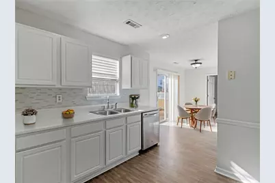 108 Greenleaf Drive, Hampton, GA 30228 - Photo 7