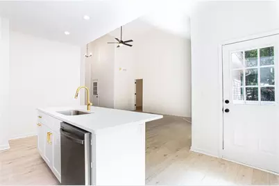 8071 Beachwood Drive, Murrayville, GA 30564 - Photo 13