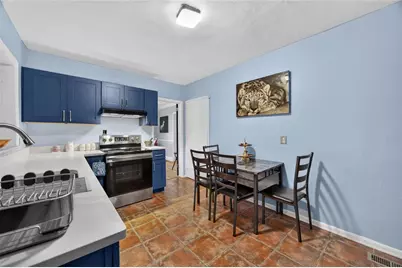 6866 Parkway Drive, Lithonia, GA 30058 - Photo 11