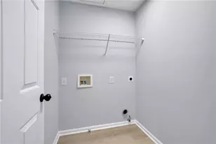 552 Glen Level Cir, Sugar Hill, GA 30518 - Photo 21