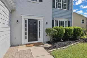 552 Glen Level Cir, Sugar Hill, GA 30518 - Photo 3