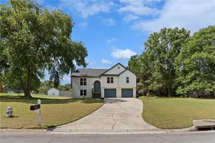 4650 Wheeler Creek Dr, Hoschton, GA 30548 - Photo 1