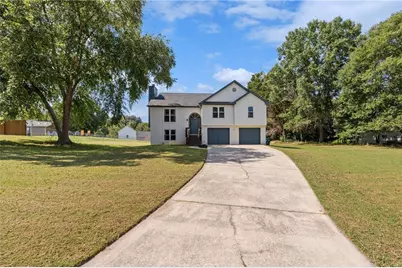 4650 Wheeler Creek Dr, Hoschton, GA 30548 - Photo 5