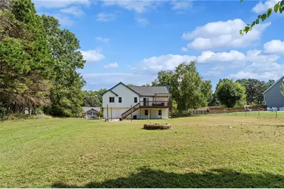 4650 Wheeler Creek Dr, Hoschton, GA 30548 - Photo 3