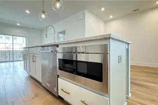 201 New St, Decatur, GA 30030 - Photo 11