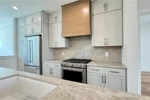 201 New St, Decatur, GA 30030 - Photo 15