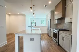201 New St, Decatur, GA 30030 - Photo 9