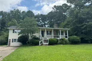 6784 Galts Ferry Rd, Acworth, GA 30102 - Photo 1
