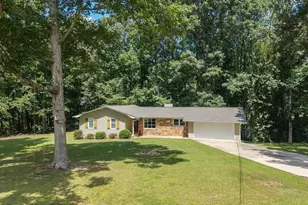 215 Eldorado Dr, Carrollton, GA 30116 - Photo 3