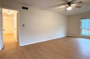 6851 Roswell Rd, Atlanta, GA 30328 - Photo 9